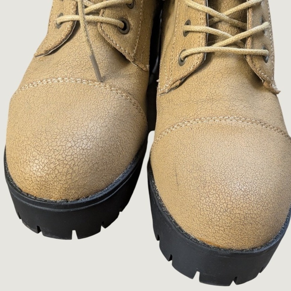 Seven7 Jadon Tan Cracked Faux Leather Lug Sole Combat Boots Womens 8 - Picture 3 of 6